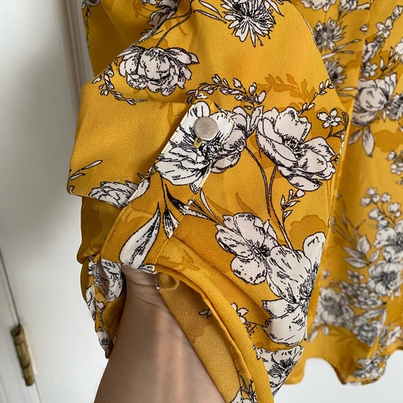 Floral & Ivy Blouse - Picture 5 of 5